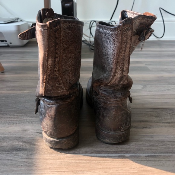 Frye Engineer Short Boot - Picture 4 of 5